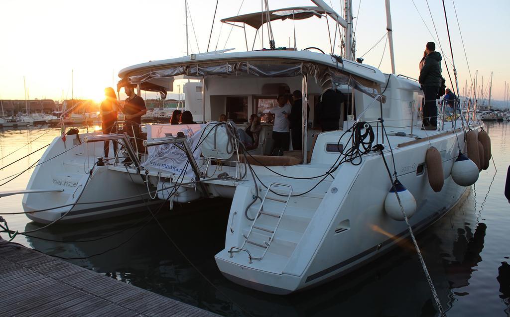 Catamarano Mauticat Hotel Pescara Luaran gambar
