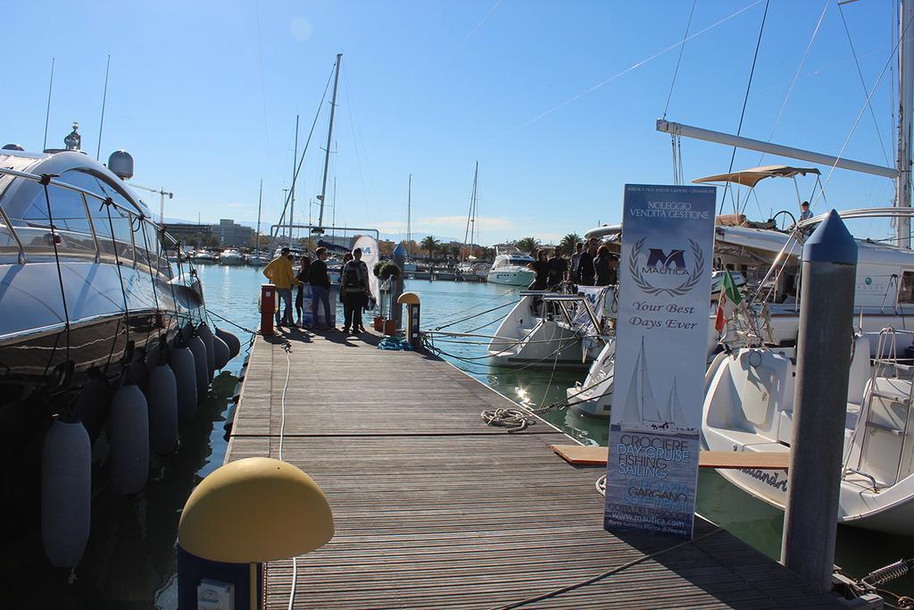 Catamarano Mauticat Hotel Pescara Luaran gambar